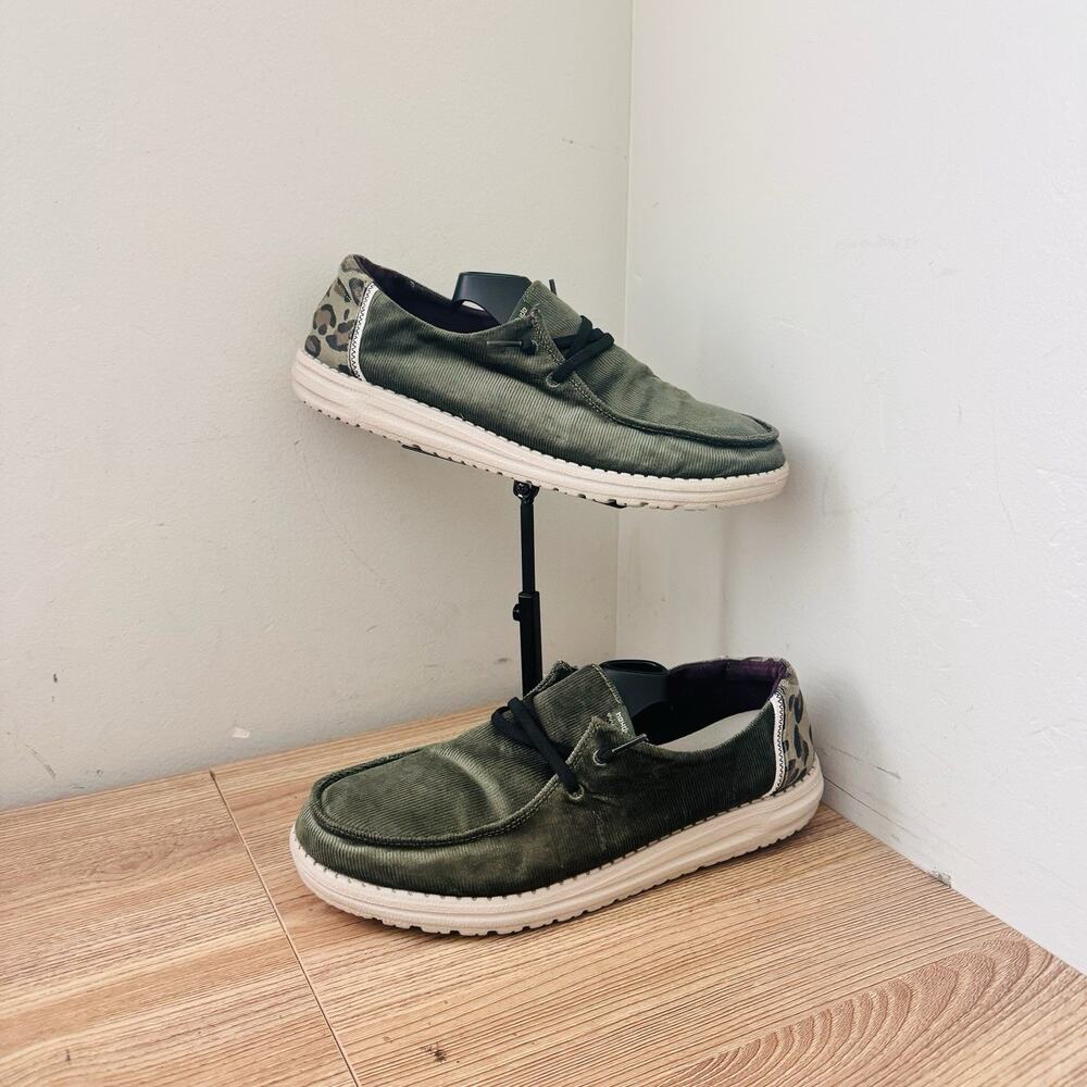 Hey Dude Wendy Corduroy Winter Moss Slip On Shoes Women’s Size 10